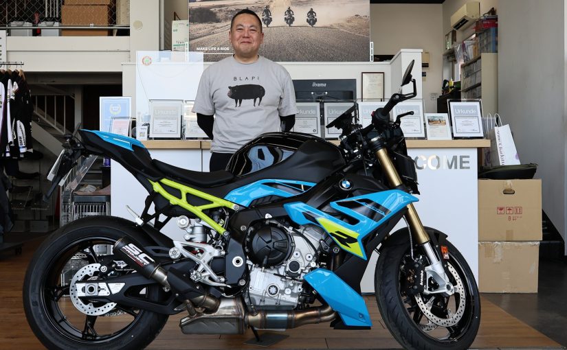 今日は4気筒Day！ご納車おめでとうございます！